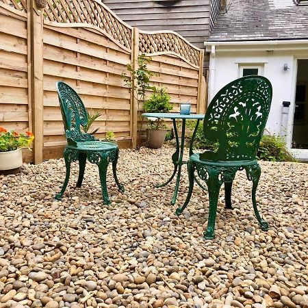 Knocker Cottage Is A 3 Bedroom Made Up Of 1 Double Bedroom And 2 Small Double Bedrooms In Small Village 10 Min To Beaches Camborne Eksteriør bilde