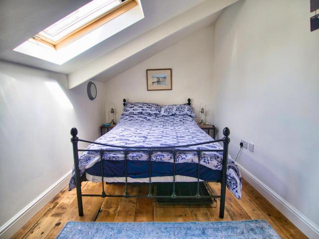 Knocker Cottage Is A 3 Bedroom Made Up Of 1 Double Bedroom And 2 Small Double Bedrooms In Small Village 10 Min To Beaches Camborne Eksteriør bilde