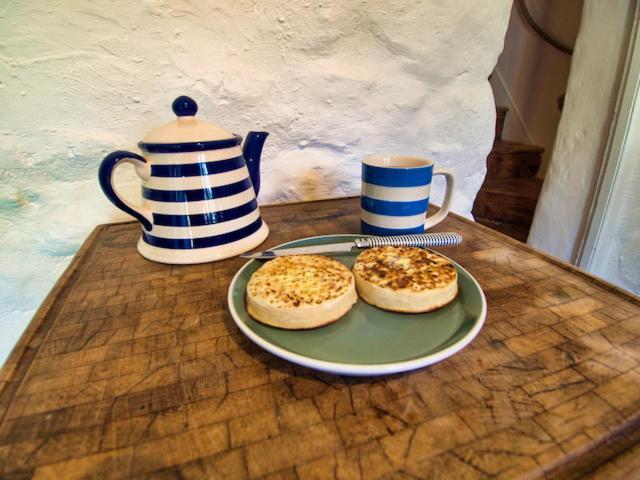 Knocker Cottage Is A 3 Bedroom Made Up Of 1 Double Bedroom And 2 Small Double Bedrooms In Small Village 10 Min To Beaches Camborne Eksteriør bilde